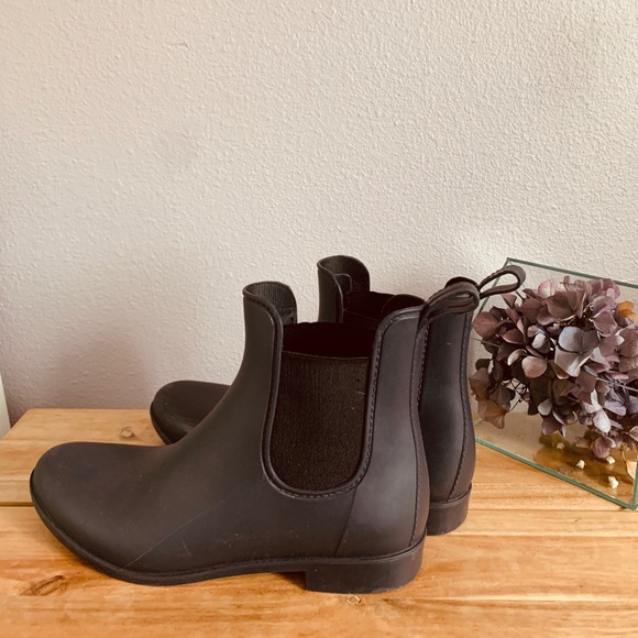 Navy Blue Chelsea Rain Boots - Picture 1 of 3